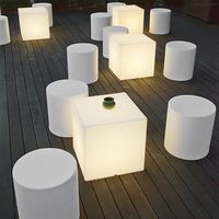 Meubles en plastique, meubles d'extérieur, cube lumineux LED, chaise de fête lumineuse, tables et chaises pour événements, fêtes, mariages, jardin