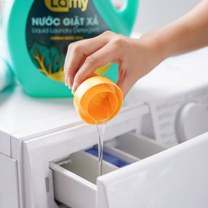 น้ำยาซักผ้าอเนกประสงค์ ขจัดคราบฝังแน่น ดูแลเนื้อผ้า ใช้ได้ทั้งซักมือและซักเครื่อง - Product Image 2