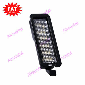 Luz de matrícula LED blanca para Dodge Charger Challenger Chrysler 2015 Pacifica <span class=keywords><strong>Jeep</strong></span> Compass Tag Lamp Assembly 2022 K 300-6000 - Product Image 6