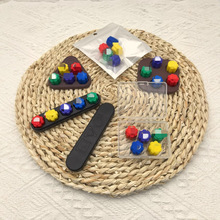 Set di Giochi Tradizionali Coreani, Dadi per Feste, Accessori Quadrati, Circolari e Triangolari, Gioco di Abilità Familiare in Plastica, Set Gonggi Jack in Confezione Regalo per Bambini - Product Image 6