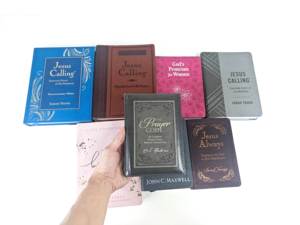 Debossed kapak logosu ve altın folyo damga termal ciltleme ile özelleştirilmiş A5 PU günlüğü deri not defteri - Product Image 3