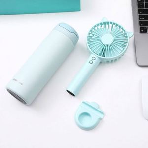 Set de Regalo Creativo de Verano: Ventilador Pequeño y Taza con Cierre, de Acero Inoxidable, con Serigrafía, Diseño Moderno y Sencillo, de Alta Calidad - Product Image 1