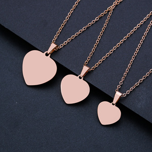 Collar Personalizado <span class=keywords><strong>de</strong></span> Acero Inoxidable con Colgante <span class=keywords><strong>de</strong></span> Corazón Color Durazno, Grabado Láser con Fotos <span class=keywords><strong>de</strong></span> Familiares, Amigos o Seres Queridos - Regalo Unisex - Product Image 2