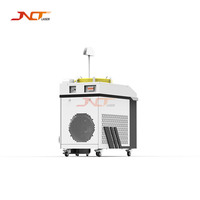 Machine de nettoyage et de soudage laser portative 3000W à prix d'usine pour la soudure de tubes en acier épais et le nettoyage de la rouille des poteaux d'éclairage public