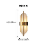 Applique murale de luxe en cristal doré, lampe murale LED verticale moderne pour chambre, hôtel, couloir, décoration murale