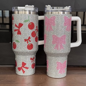 14 couleurs Cadeaux de la Saint-Valentin Tasses à café en acier inoxydable avec strass en forme de cœur 40 oz Tasses de voyage en diamant en forme de cœur avec poignée - Product Image 5