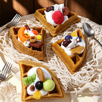 Bougie parfumée artisanale en cire de soja, en forme de gaufre réaliste, pour décoration intérieure, accessoire photo, cadeau d'anniversaire, nouveauté