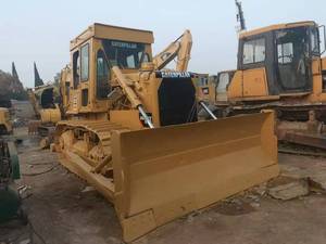 รถดันดินตีนตะขาบ Caterpillar D6D สีเหลือง อุปกรณ์ก่อสร้างพร้อมใบมีดและเครื่องยนต์สำหรับงานเคลื่อนย้ายดิน - Product Image 3