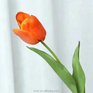 Produttori di tulipani colorati per decorazioni artificiali per giardinaggio domestico da 52cm che vendono nuove composizioni floreali artificiali