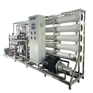 Planta de tratamiento de agua con sistema de ósmosis inversa para desalinización de agua de mar tipo contenedor 300T/d - Product Image 4