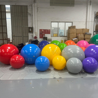 Grande boule ornementale gonflable en PVC colorée, étanche et personnalisée pour décoration commerciale