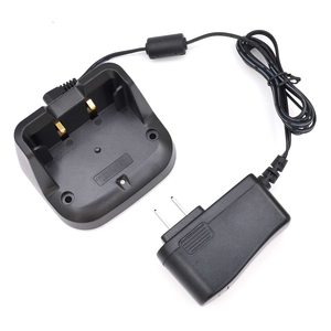Cargador Rápido SBH-28 para Radio Yaesu FT-70DR FT-70D FT-70, Cargador de Escritorio SBH28, Cargador de Batería para Walkie Talkies SBR-24li - Product Image 3
