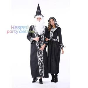 Les couples homme-femme se déguisent en squelettes, dévoreurs d'âmes et costumes de vampire, et des costumes de sorcières pour Halloween. - Product Image 1