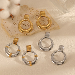 Pendientes de aro de acero inoxidable con diseño geométrico para mujer, uso diario, tono dorado y plateado TE60584 - Product Image 2