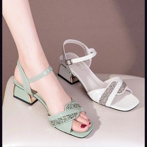 Summer Korean Version Female Open Toe Fish Mouth Heel Sandals Comfortable Soft Patent Leather Fur Coarse Comfortable Winter - Product Image 2