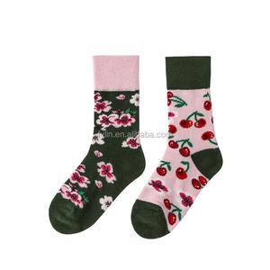 Nuevos <span class=keywords><strong>calcetines</strong></span> de algodón orgánico de dibujos animados unisex de moda de alta calidad para niños o <span class=keywords><strong>calcetines</strong></span> para mujeres - Product Image 5