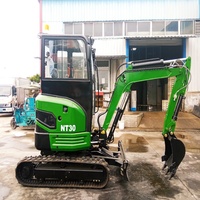 Mini-excavatrice sur chenilles de 3 tonnes, conception légère pour un transport facile via une petite remorque de camion, moment de charge élevé