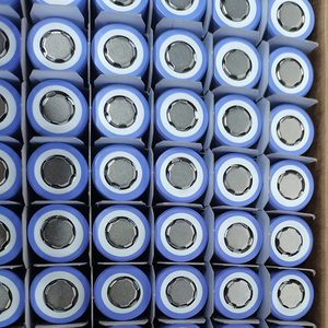 Batteria agli ioni di litio cilindrica da 3350 mAh 3,6 V ad alte prestazioni, supporta dispositivi ad alto consumo come aspirapolvere - Product Image 3