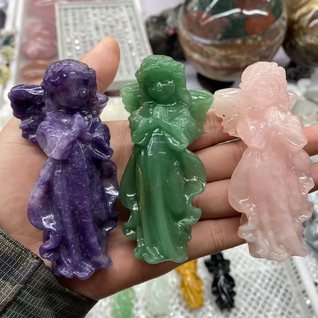 Factory Cheap Price Wholesale Natural Crystal Stone Carvings 10 cm Crystal Angels For Home Decoration