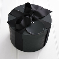 Tube de papier d'emballage de rose rose de luxe Boîte à fleurs en carton avec chapeau rond enduit UV Logo personnalisé Parfum Occasions de mariage