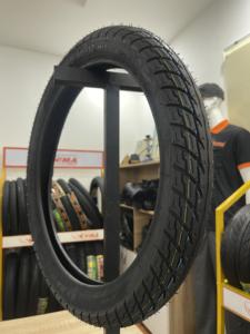 Pneu de moto Premium K104 Idéal pour la conduite urbaine et longue distance - Product Image 5