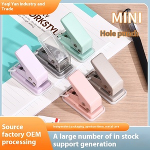 <span class=keywords><strong>Mini</strong></span> perforatrice manuelle ronde à un trou pour étudiants, en plastique et métal, pour feuilles mobiles, avec manuel - Product Image 3