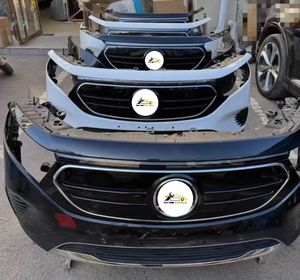 Kit de Carrocería Delantera Usado para <span class=keywords><strong>Mercedes</strong></span> Benz EQB243 260 350, Parachoques Delantero con Rejilla Incluida - Product Image 1