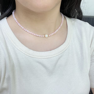 Elegante joyería de perlas reales hecha a mano 4mm cuarzo rosa con cuentas de agua dulce perla encanto gargantilla Collar para el Día de la madre - Product Image 2