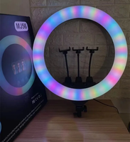 Kit de trépied pour selfie avec caméra photographique, lumière annulaire multicolores, lumière annulaire LED RGB dimmable de 56 cm (22 pouces) pour diffusion en direct