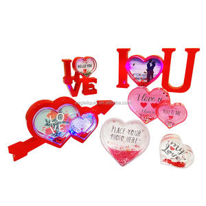 Herstelleraktion Herzförmiger Glitzer-Flüssigkeits-Klarplastik Herzförmiger Kunststoff-Fotorahmen Schneekugel Mit Herz-Glitzer - Product Image 6