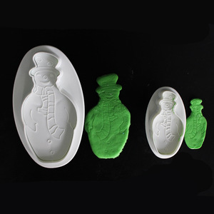 Christmas Snowman Fondant Cake Mold 2-Piece Oval Embossing Tool Baking Decoration Holiday Cake Tools - Product Image 1
