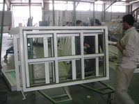 Ligne de production de profilés en PVC UPVC de haute qualité de bonne performance/Machine à profiler/Ligne d'extrusion de châssis PVCWindow avec un bon prix