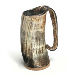 Jarra de cerveza personalizada de cuerno de búfalo, taza vikinga para beber, accesorio de bar hecho a mano, regalo para hombres - Product Image 1