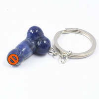 Porte-clés en cristal sculpté avec des pierres précieuses