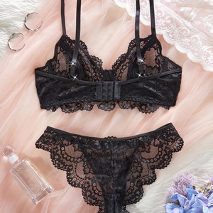 Conjunto de Lencería Sexy con Encaje Transparente de Tres Piezas, Nuevo y Más Vendido de 2026, de Europa y América - Product Image 3