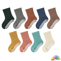 Chaussettes antidérapantes pour bébé personnalisées, en coton doux, chaussettes pour tout-petits, semelle antidérapante, logo personnalisé, OEM, vente en gros