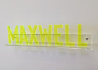 Chiffres acryliques découpés au laser fluorescents transparents