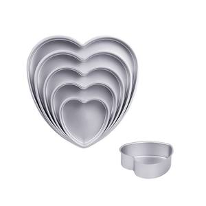 <span class=keywords><strong>Moule</strong></span> à gâteau <span class=keywords><strong>en</strong></span> aluminium anodisé <span class=keywords><strong>en</strong></span> <span class=keywords><strong>forme</strong></span> <span class=keywords><strong>de</strong></span> cœur - Fond fixe pour utilisation au four - Vente flash - Product Image 1