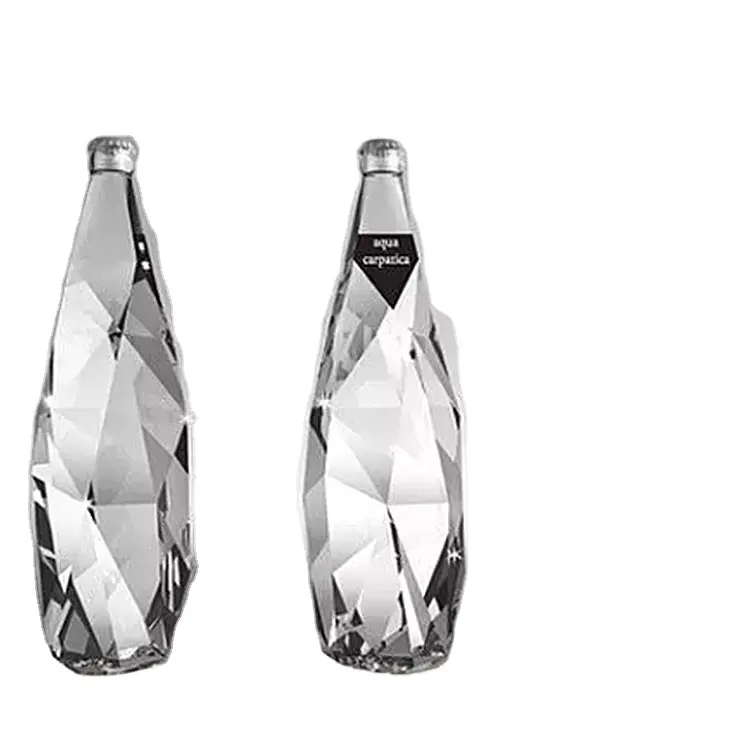 A medida 350Ml 500Ml 750Ml Lujoso diamante Forma Alcohol Vodka Gin Tequila Vino Licor Licores Agua Botellas de vidrio Fabricante