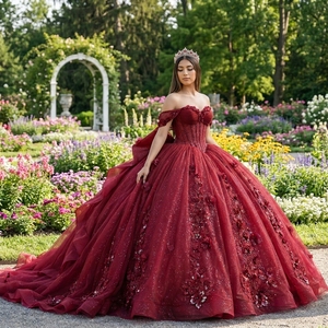 Robe de Quinceañera de luxe Lsmc25-Pz rouge bordeaux, robe de bal en tulle scintillant, corset perlé, drapé, orné de strass et de fleurs 3D - Product Image 1