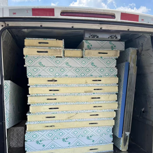 Panneaux en <span class=keywords><strong>polyuréthane</strong></span> à cellules fermées modernes en gros pour cuisines et utilisations extérieures/entrepôts - Forme carrée provenant de fabriques chinoises - Product Image 4