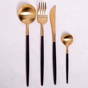 Ensemble de couverts modernes en acier inoxydable plaqué or avec poignées noires, compatibles lave-vaisselle, pour mariage - Product Image 1