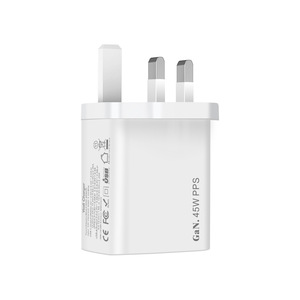 El cargador estándar PD de 45W para Reino Unido, un producto transfronterizo de gran éxito, es compatible con Samsung y Apple iPhone 15 con carga rápida. - Product Image 1