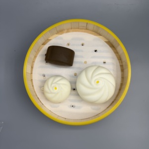 Papel perforado antiadherente de pulpa de madera para freír al aire en restaurantes, ideal para cocinar al vapor en grandes cantidades panecillos, dumplings y aperitivos. - Product Image 4