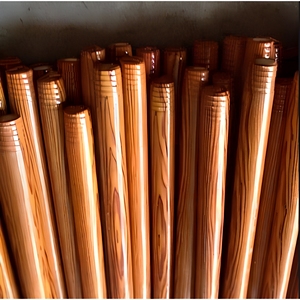 Madera de eucalipto recubierta de PVC de grano negro largo, palo de escoba de limpieza ecológica para el hogar, mango de tornillo de rosca de Italia, recogedor de escoba - Product Image 6