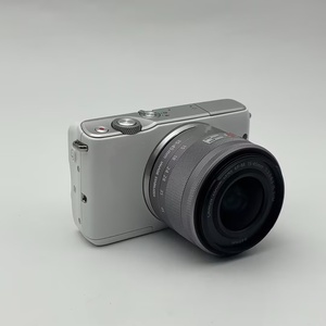 กล้องมิเรอร์เลส <span class=keywords><strong>M10</strong></span> รุ่นดั้งเดิม 18MP พร้อมเลนส์ 15-45 มม. รองรับการ์ด SD ตัวเลือกสำหรับผู้เริ่มต้น - Product Image 2