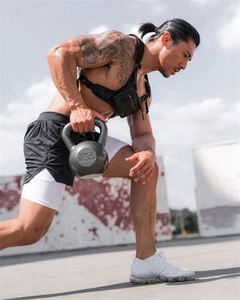 Shorts de sport à séchage rapide pour garçons avec logo personnalisé, pour l'entraînement et la course, avec poches tissées à taille mi-haute - Product Image 4