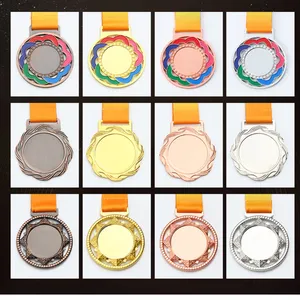 Giochi generali personalizzati medaglie in metallo che elencano medaglie di bronzo medaglie di maratona logo personalizzato per la creazione di medaglie