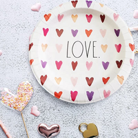 Assiette en papier jetable écologique à motif cœur contemporain de 8 pouces pour la décoration de table de mariage ou de fête de la Saint-Valentin, élégante
