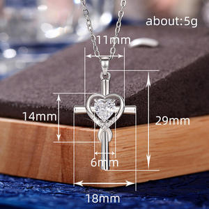 Commercio all'ingrosso della fabbrica di lusso a forma di cuore bianco/blu cristallo zircone croce collana per le donne di moda del partito ciondolo collane - Product Image 2